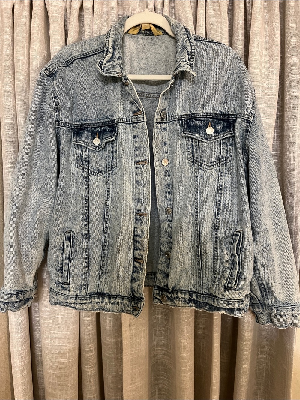 Light Acid Wash Denim Jacket - Classic Jean Jacket